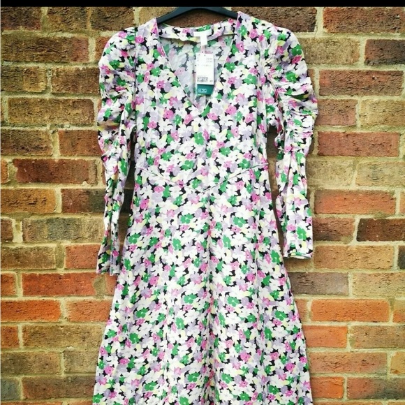H&M CONSCIOUS Cotton Midi Floral Dress Size Large V-Neck Long Puff Sleeve (NWT) - Picture 8 of 8